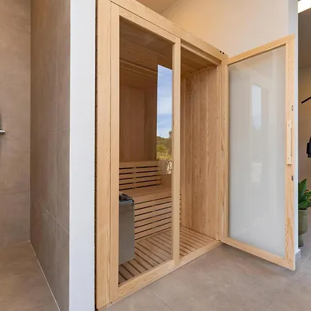 Pet Friendly In With Sauna *